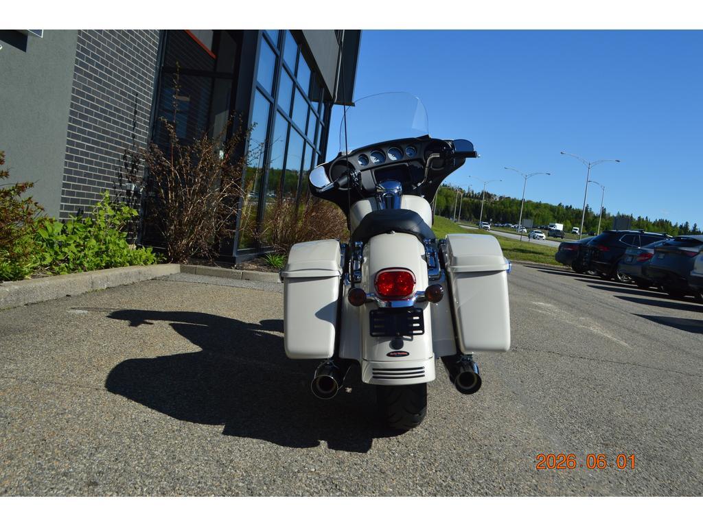 Harley-Davidson FLHX Street Glide 2022