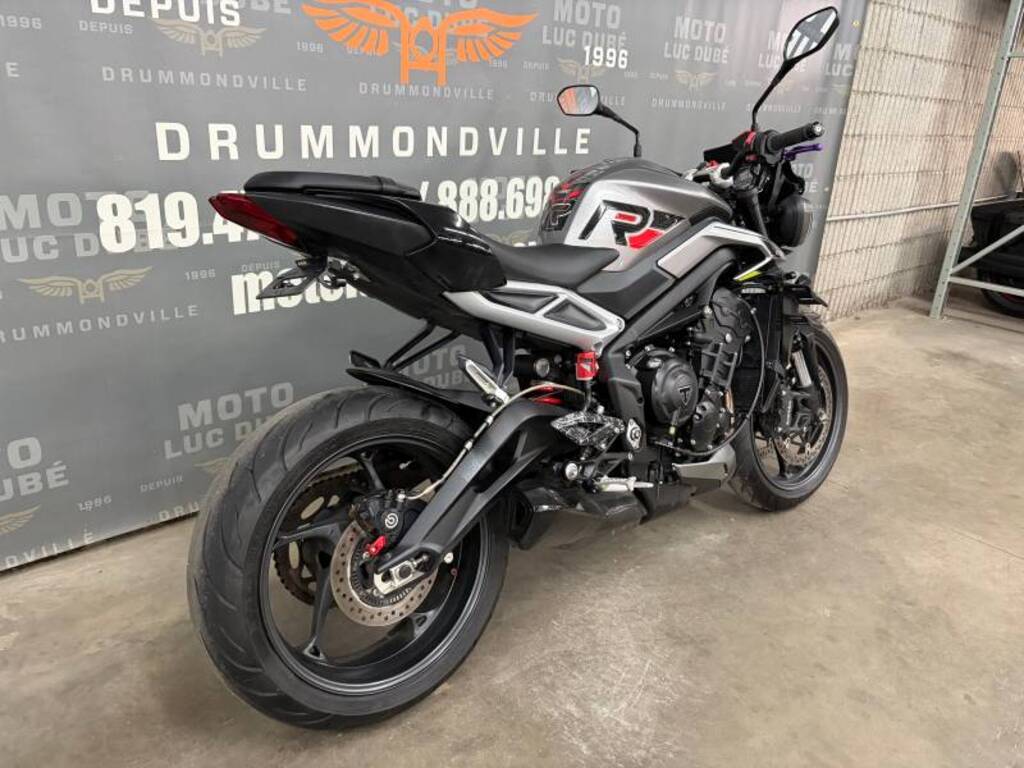 Triumph Street Triple 765 R 2024