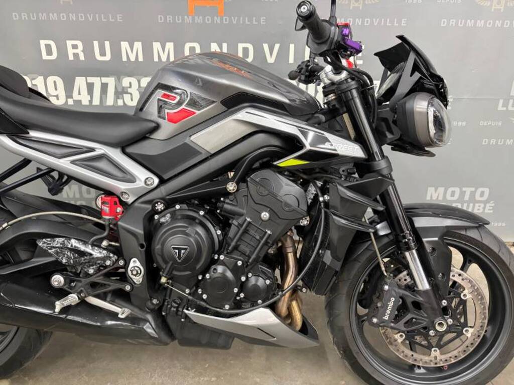 Triumph Street Triple 765 R 2024