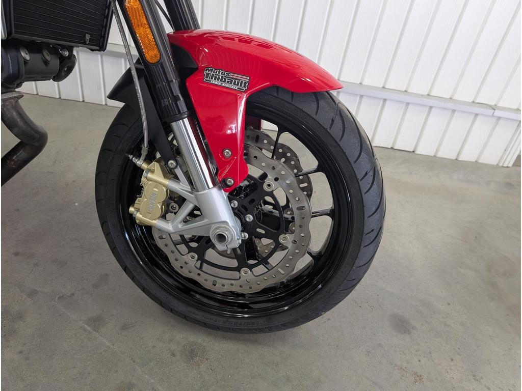 Aprilia Shiver 750 2016