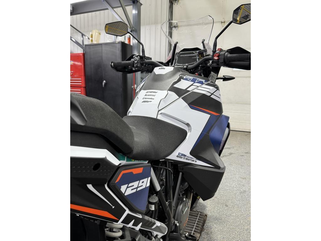 KTM 1290 ADVENTURE S 2024