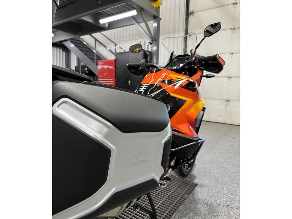 KTM 1290 ADVENTURE S 2024