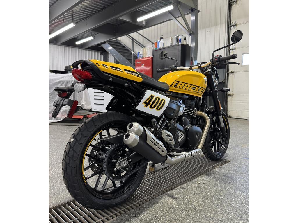 Triumph TRACKER 400 JAUNE 2027