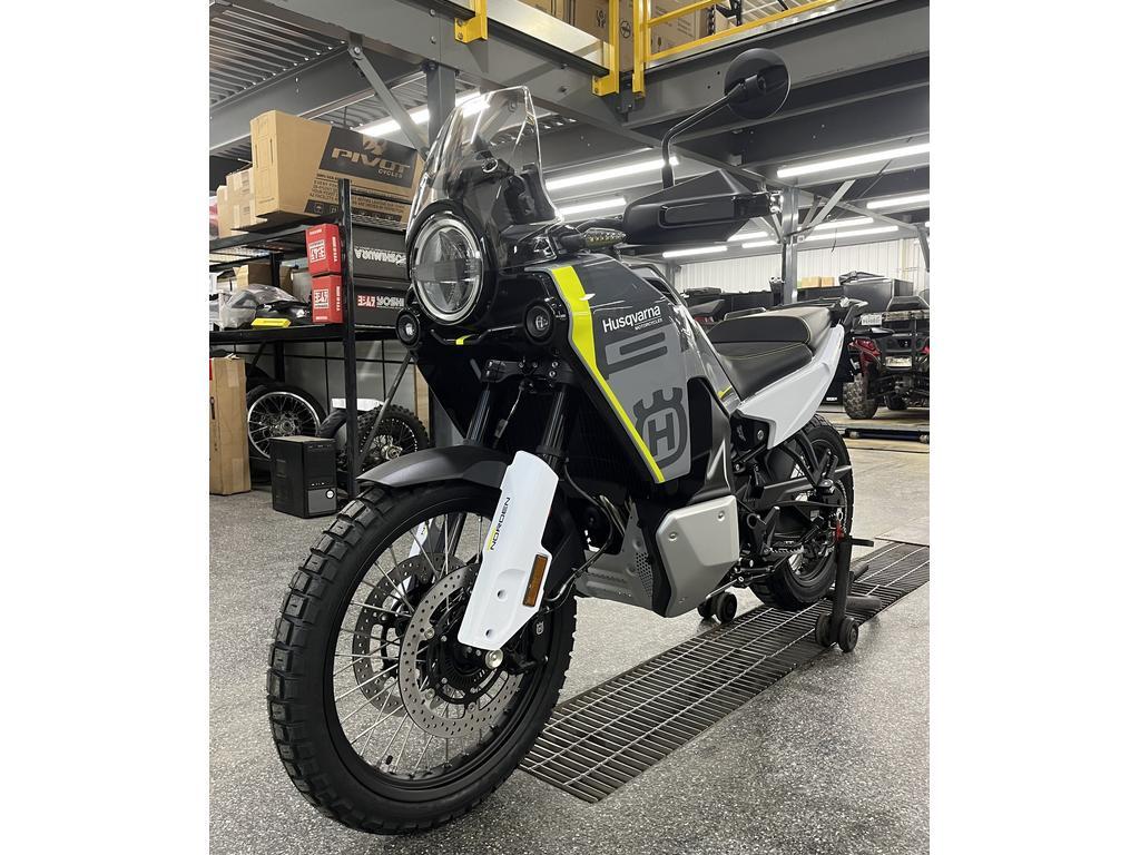 Husqvarna Norden 901 2025