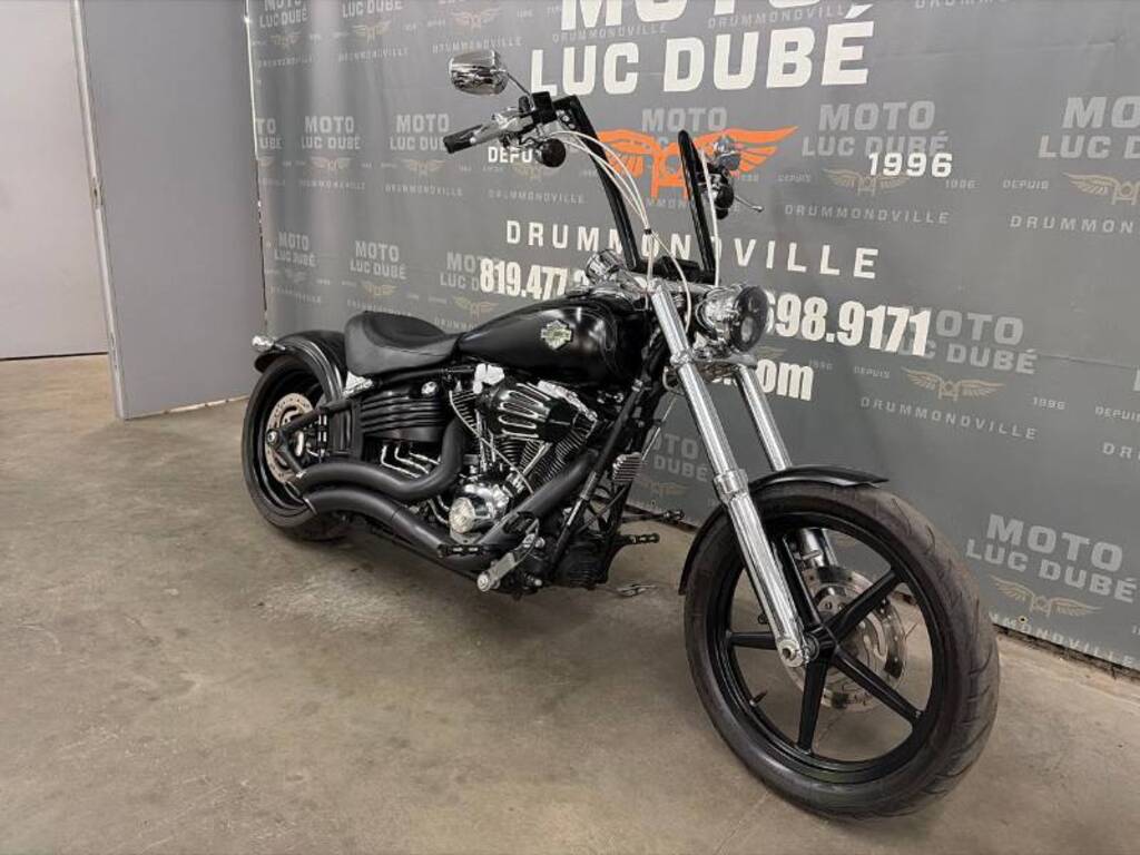Harley-Davidson FXCWC Rocker C Softail 2010