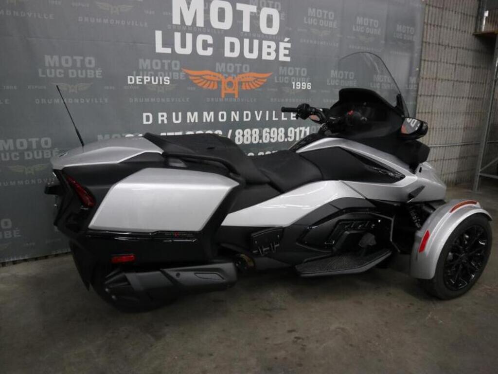 Can-Am Spyder RT 2022