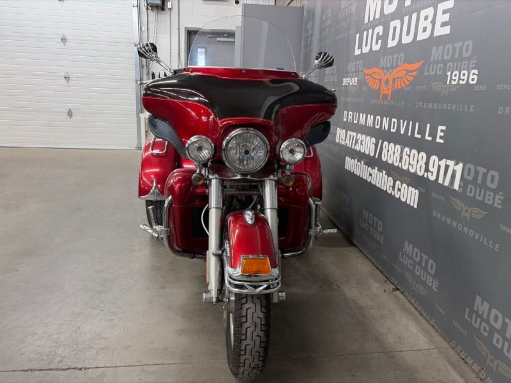 Harley-Davidson FLHTCUTG Tri Glide Ultra 2012