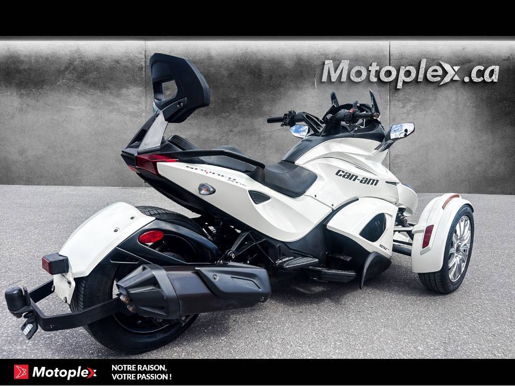 Can-Am Spyder ST-S SE5 2014