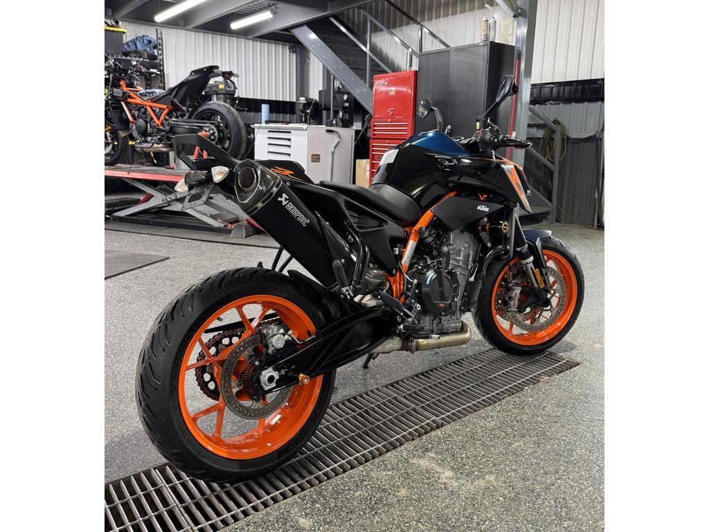 KTM DUKE 890 R 2022