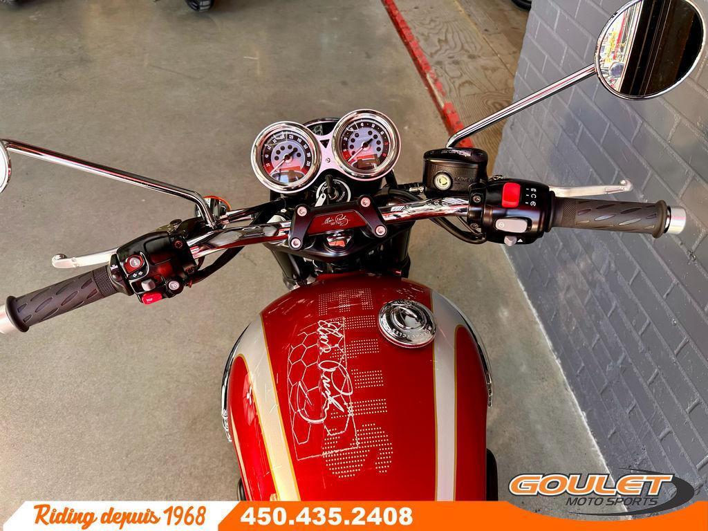 Triumph BONNEVILLE T120 ELVIS PRESLEY 2025