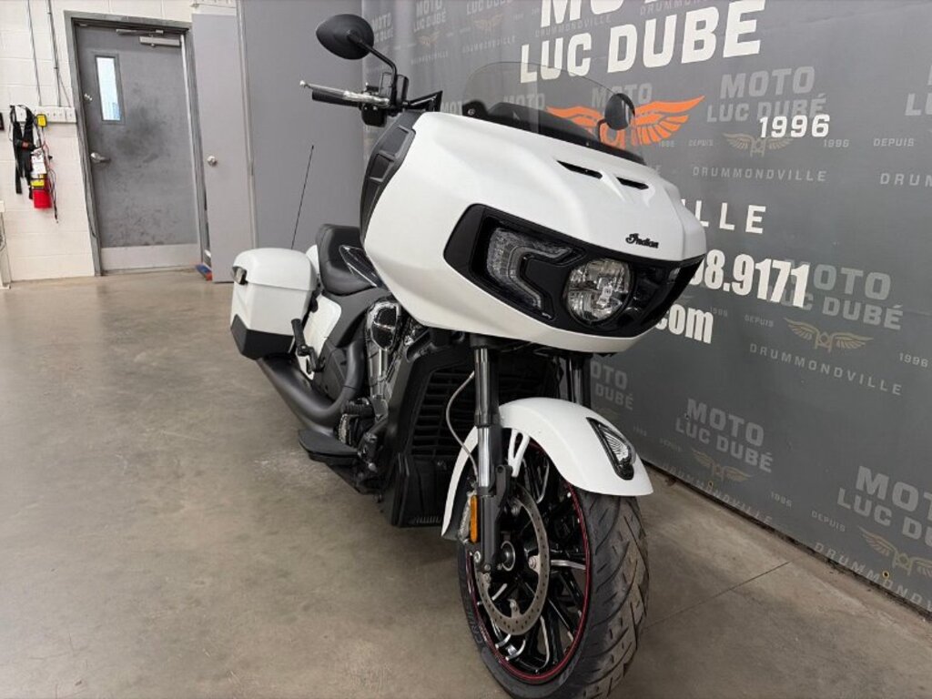 Indian Motorcycles Challenger Dark Horse 2020