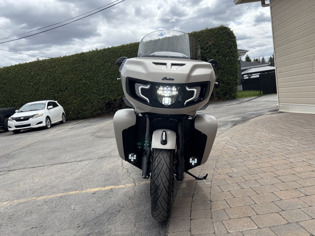 Indian Motorcycles Pursuit Dark Horse 2023