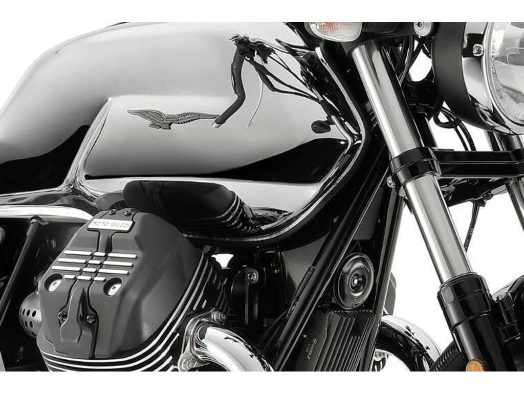 Moto Guzzi V7 III 2018