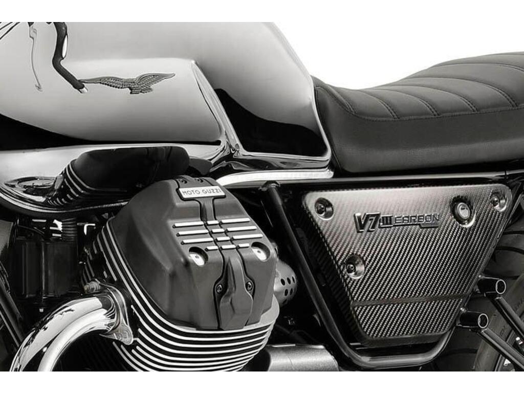 Moto Guzzi V7 III 2018