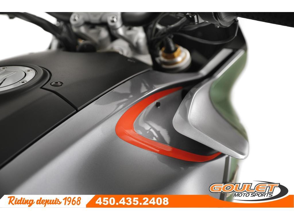 Moto Guzzi V100 Mandello S 2023