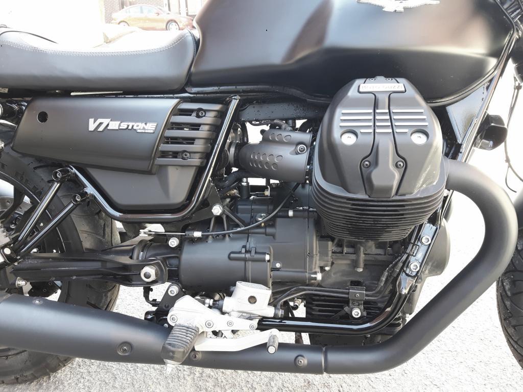 2017 Moto Guzzi V7iii Stone