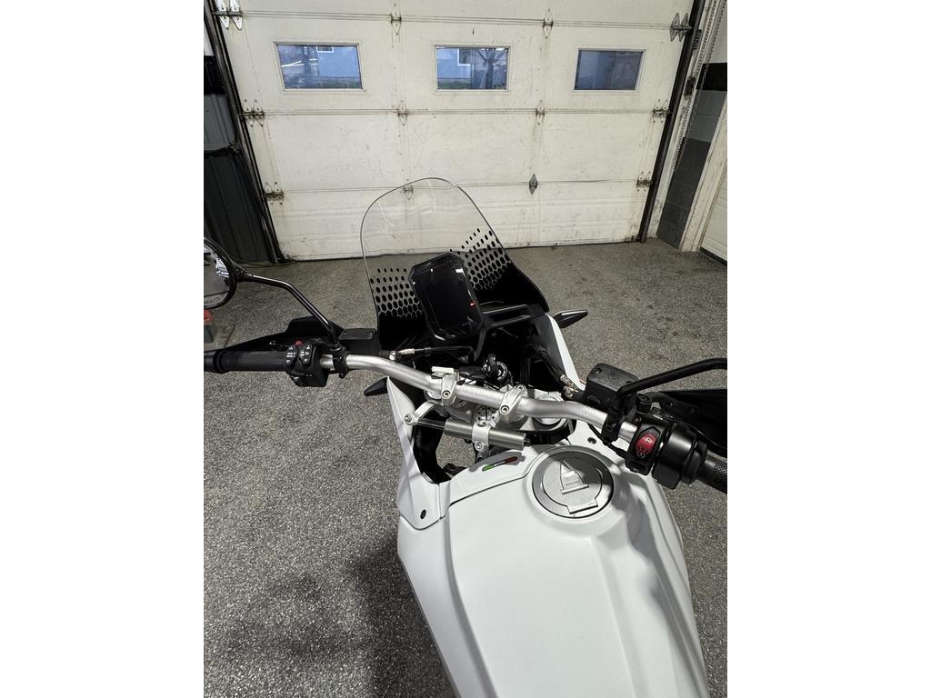 Ducati DesertX 2023