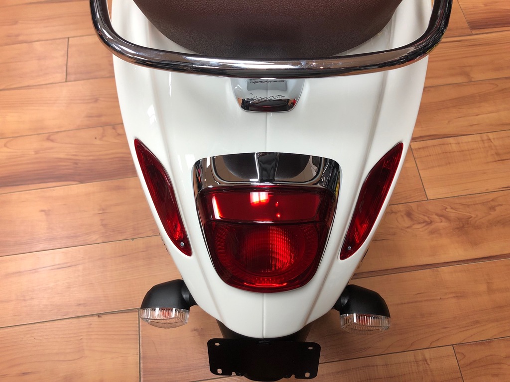 Vespa Primavera 50 2021