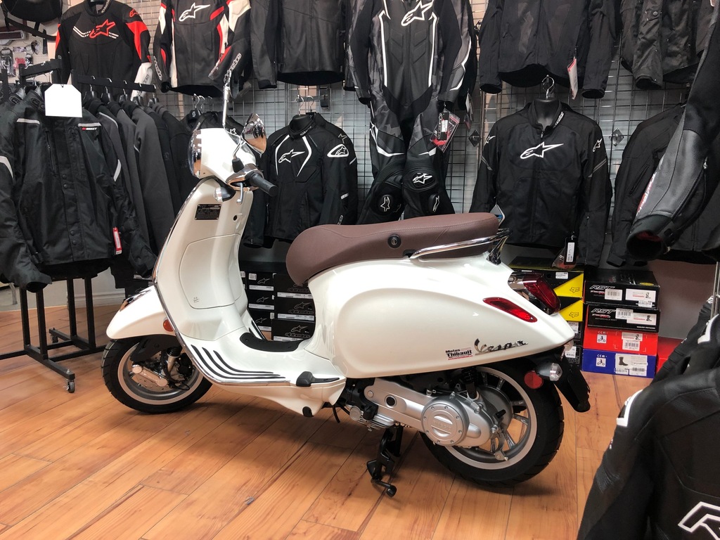 Vespa Primavera 50 2021