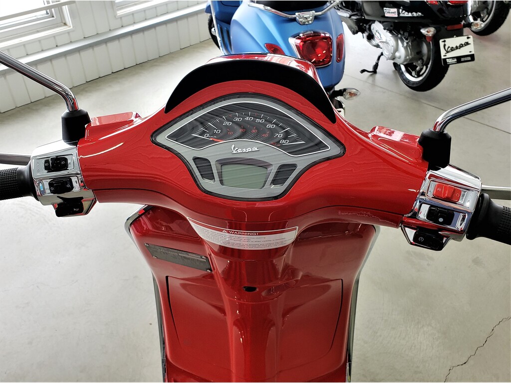 Vespa Primavera 50 2021