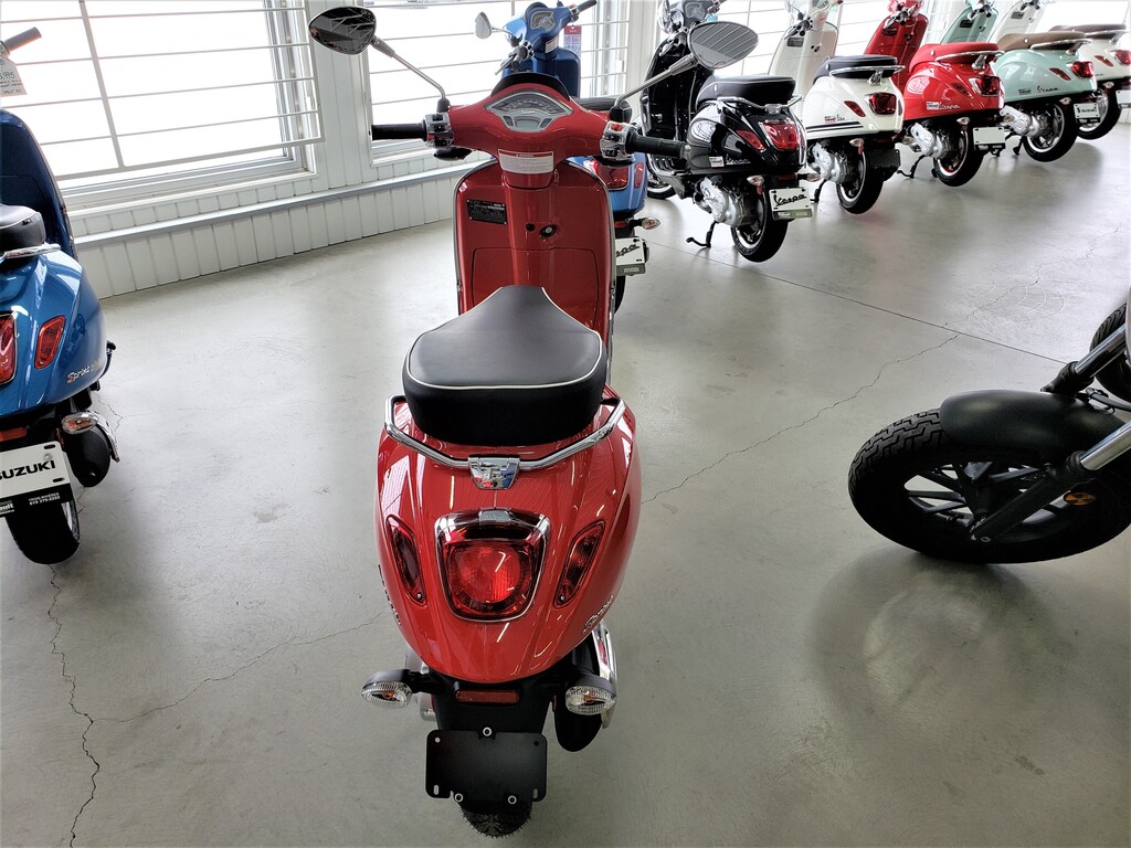 Vespa Primavera 50 2021