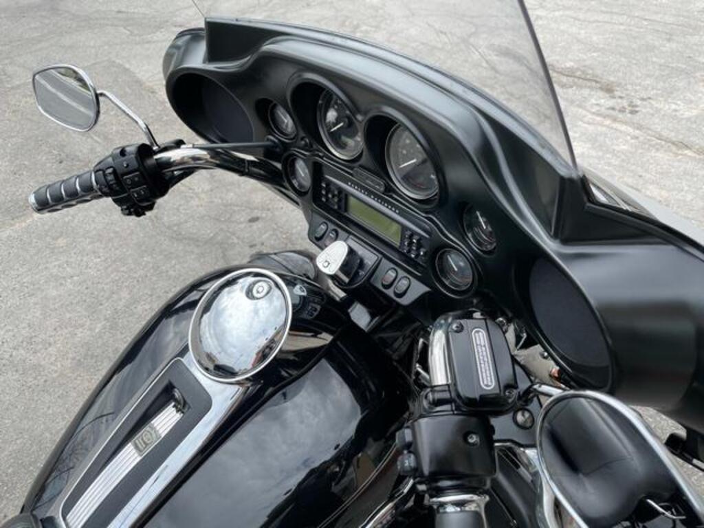 Harley-Davidson FLHTCUTG TriGlide Ultra Classic 2010