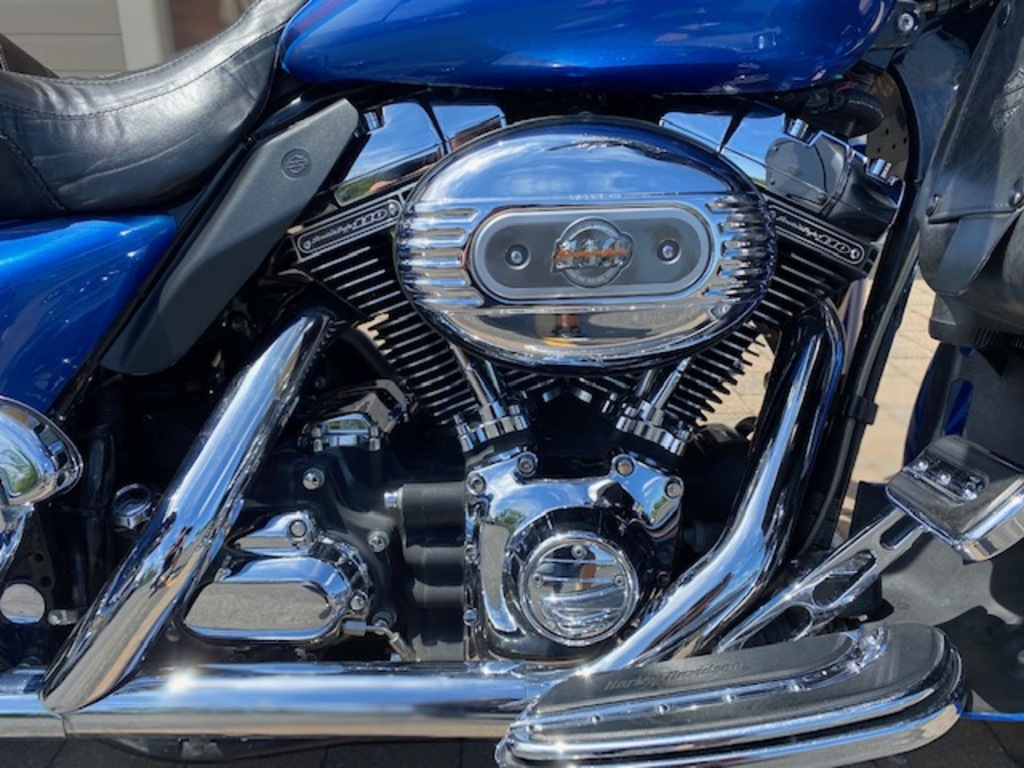 Harley-Davidson FLHTCUSES CVO 2007