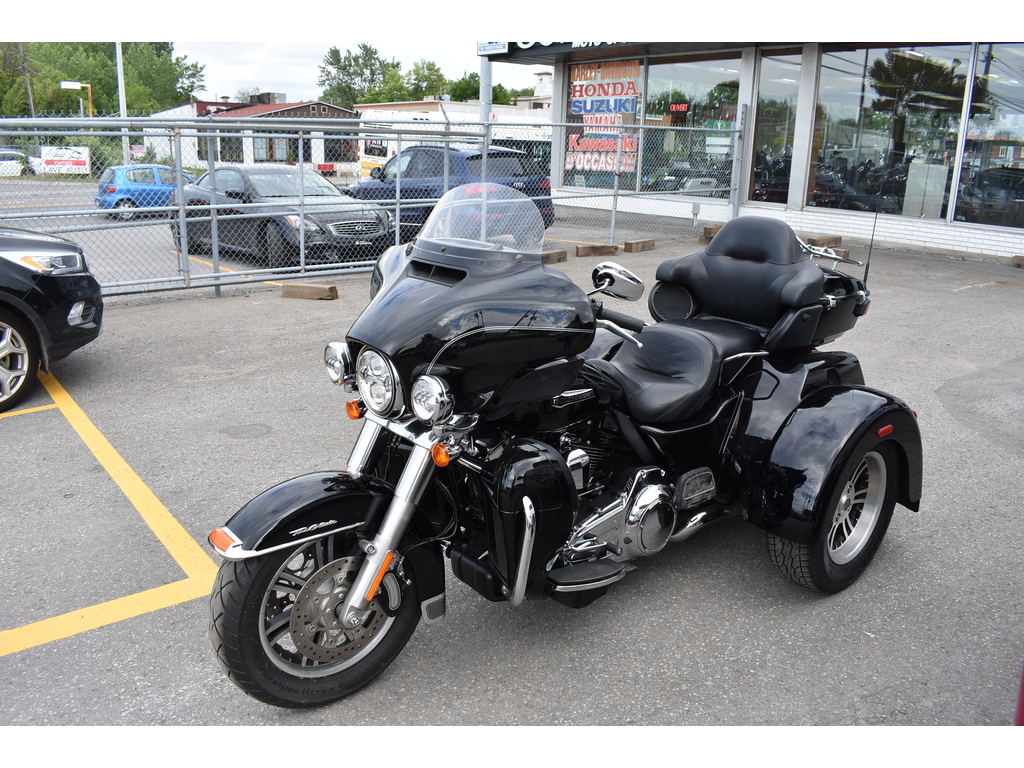 Harley-Davidson FLHTCUTG Tri Glide Ultra 2016