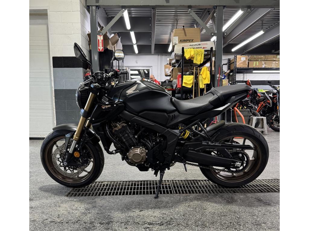Honda CB650R 2021