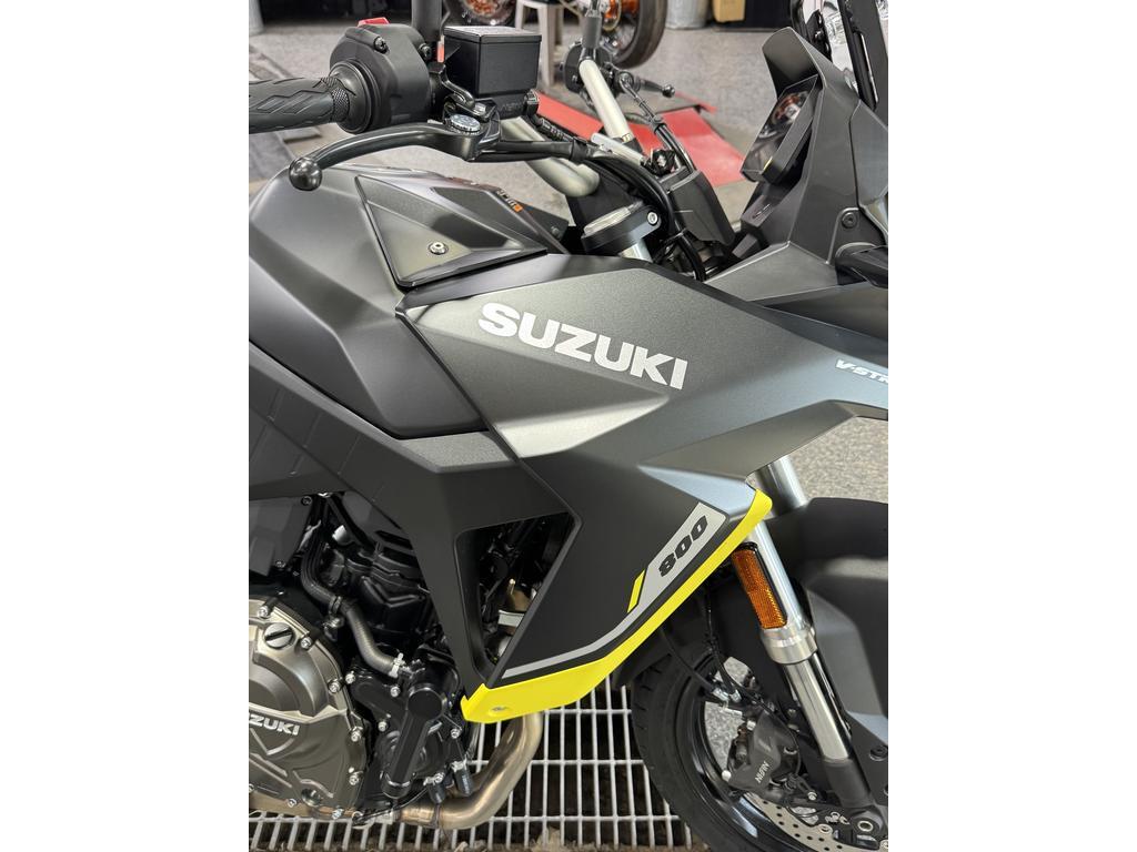 Suzuki V-STROM 800 2026