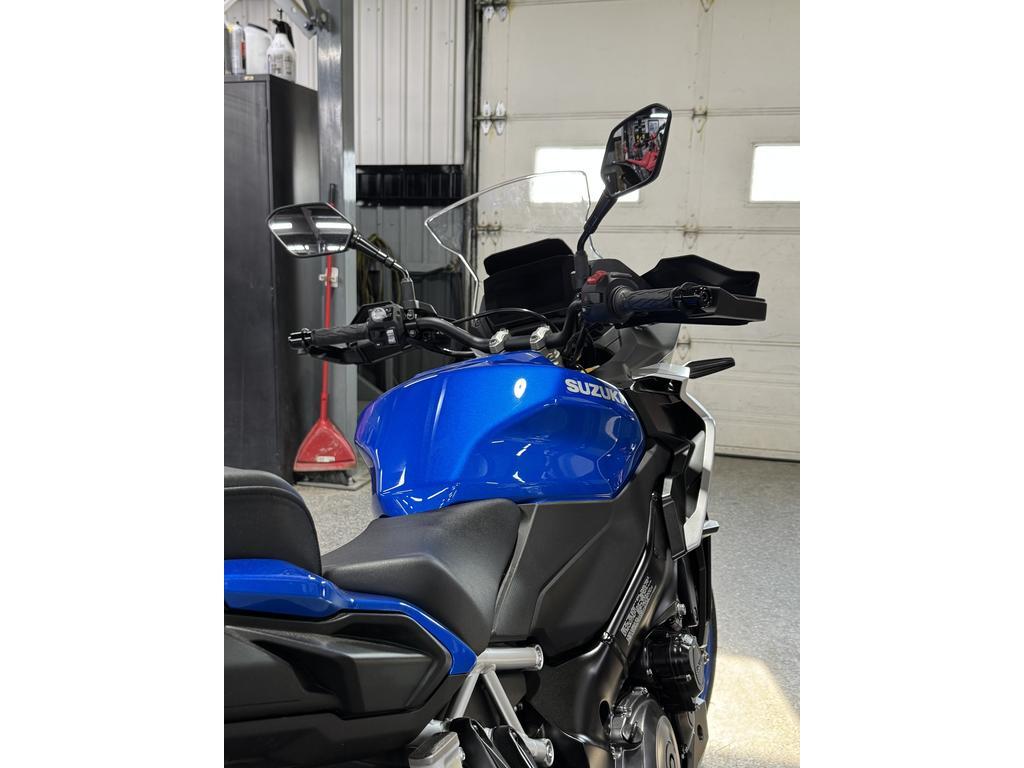 Suzuki GSX-S1000GXM5 2025