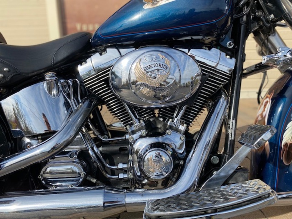 Harley-Davidson FLSTC Heritage Softail 2004