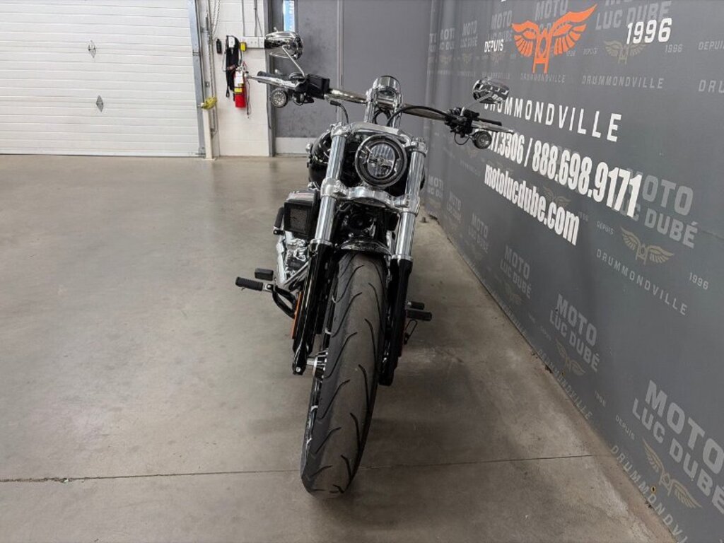 Harley-Davidson FXBR Breakout 117 2025